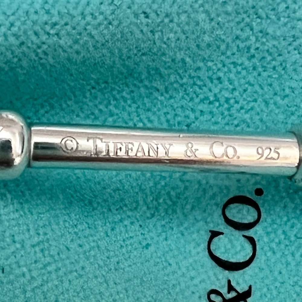 Retired Tiffany large open heart key - Picture 5 of 11